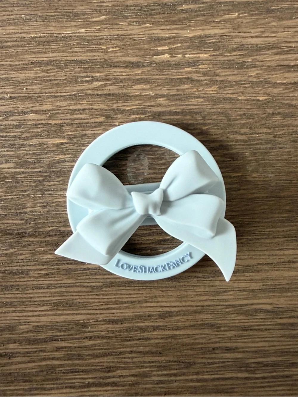 BRAND NEW‼️LoveShackFancy Bow Phone Loop (magnetic)